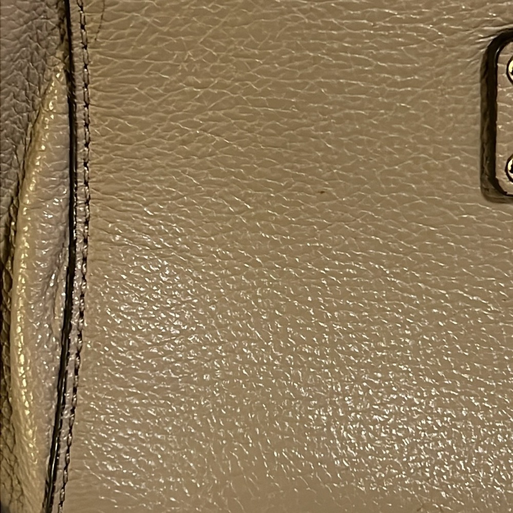 Kate Spade taupe pebble purse-EUC - Picture 4 of 13